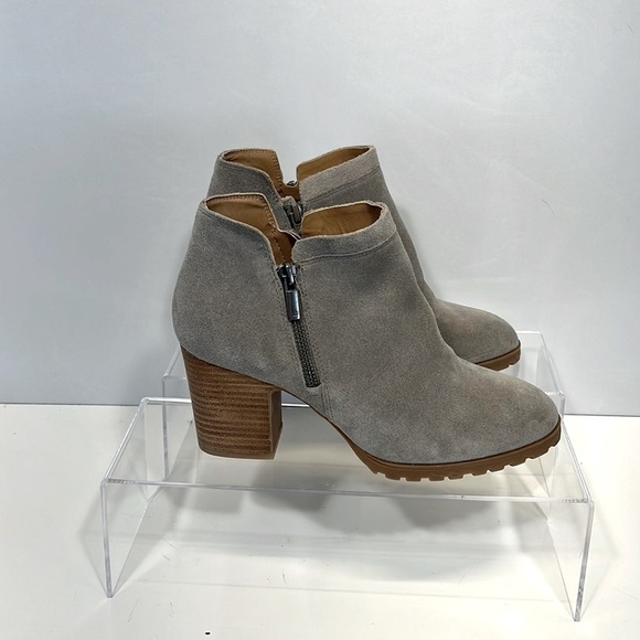 Lucky Brand Noryn Boot Womens US 9 Eu 40 Gray Suede Side Zip - Picture 3 of 15